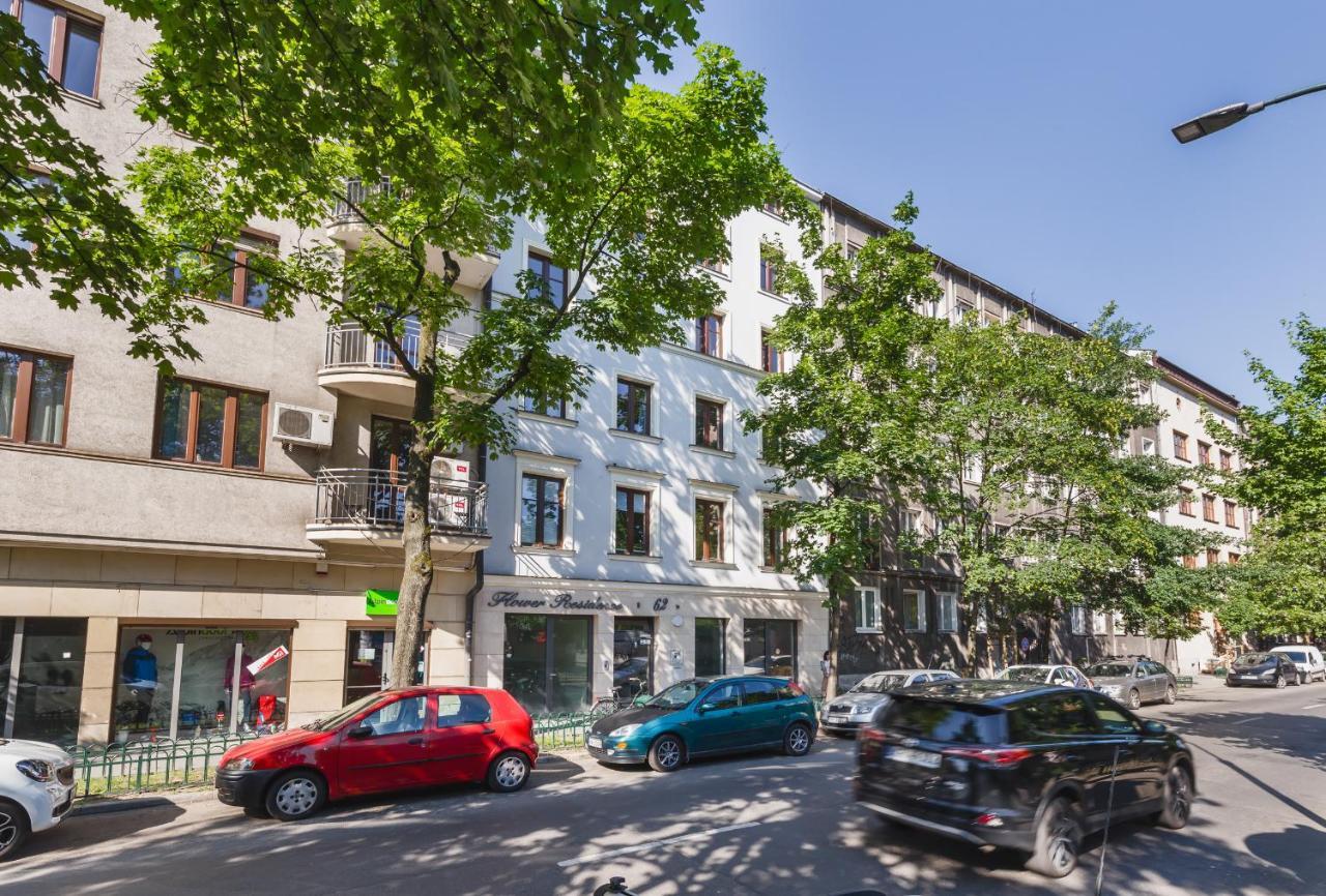 Blossom - Old Town Residence - By Upstairs Krakau Exterior foto